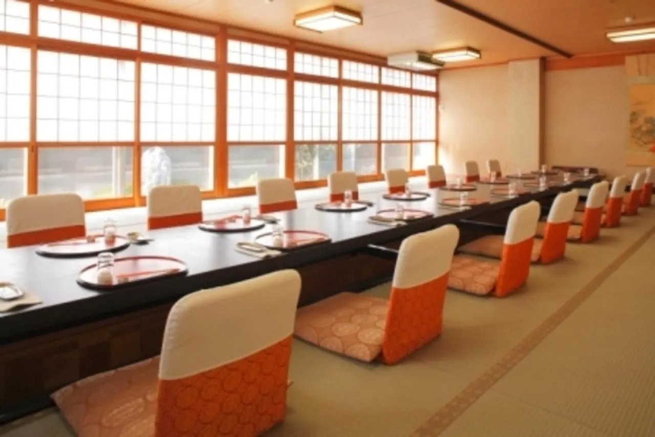 Hotel Isago Kōbe 3*,